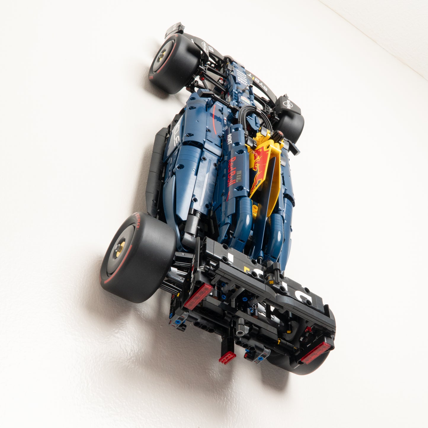 Vertical Wall Mount for LEGO Oracle Red Bull Racing RB20 F1 Car - 42206