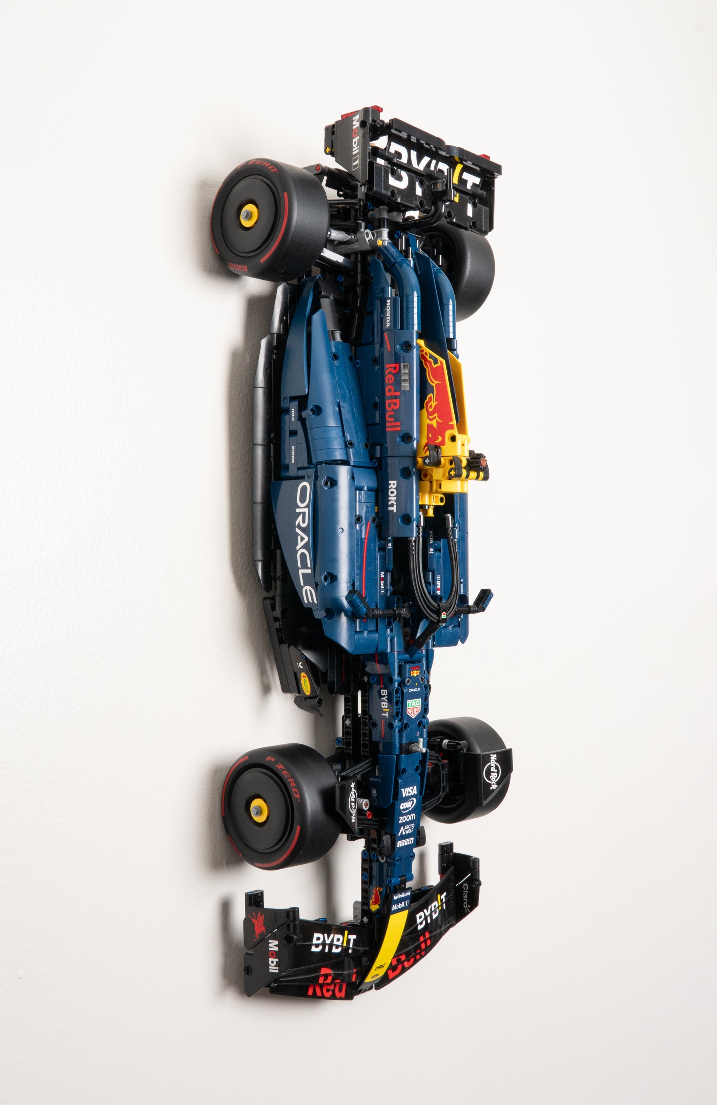 Vertical Wall Mount for LEGO Oracle Red Bull Racing RB20 F1 Car - 42206