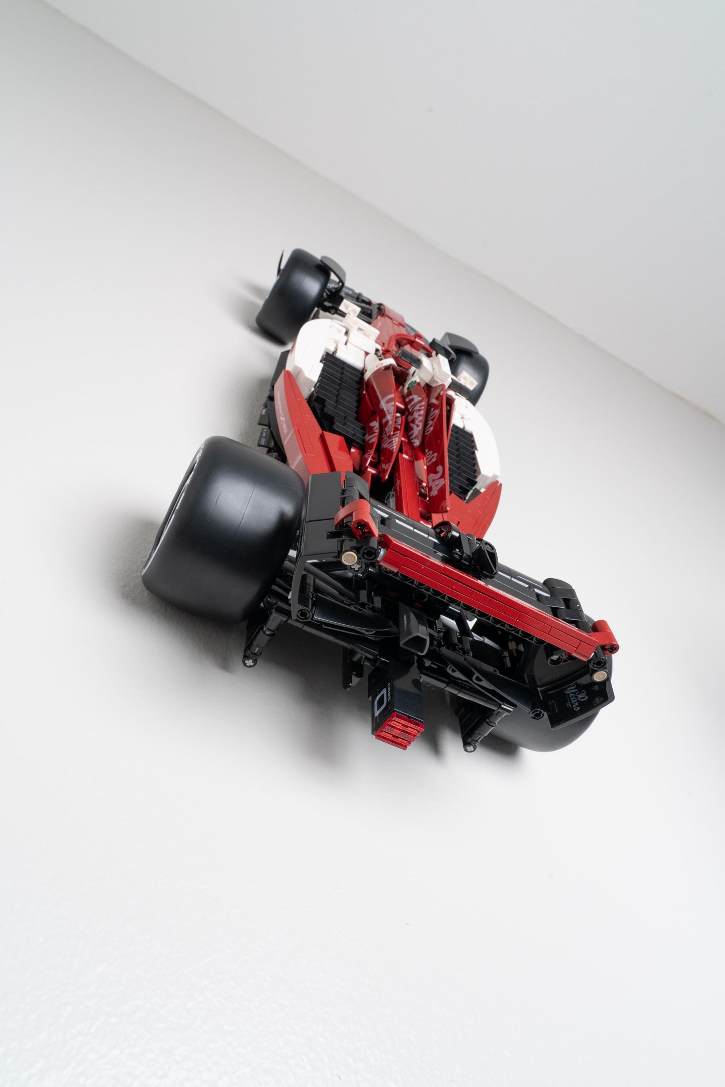 Vertical Wall Mount for CADA Alfa Romeo F1 - C64005W