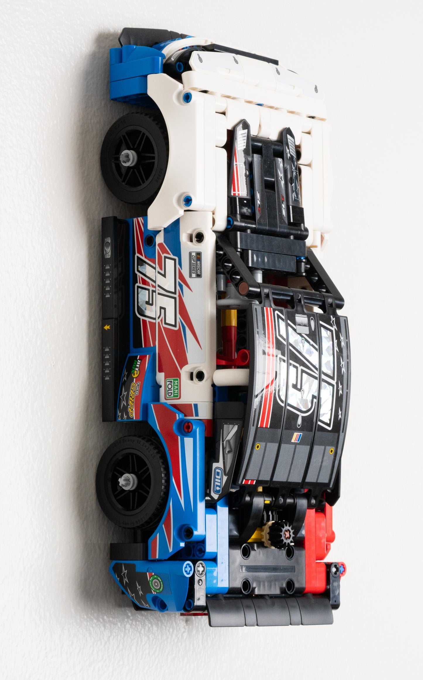 Wall Mount for LEGO Technic NASCAR Next Gen Chevrolet Camaro ZL1 - 42153