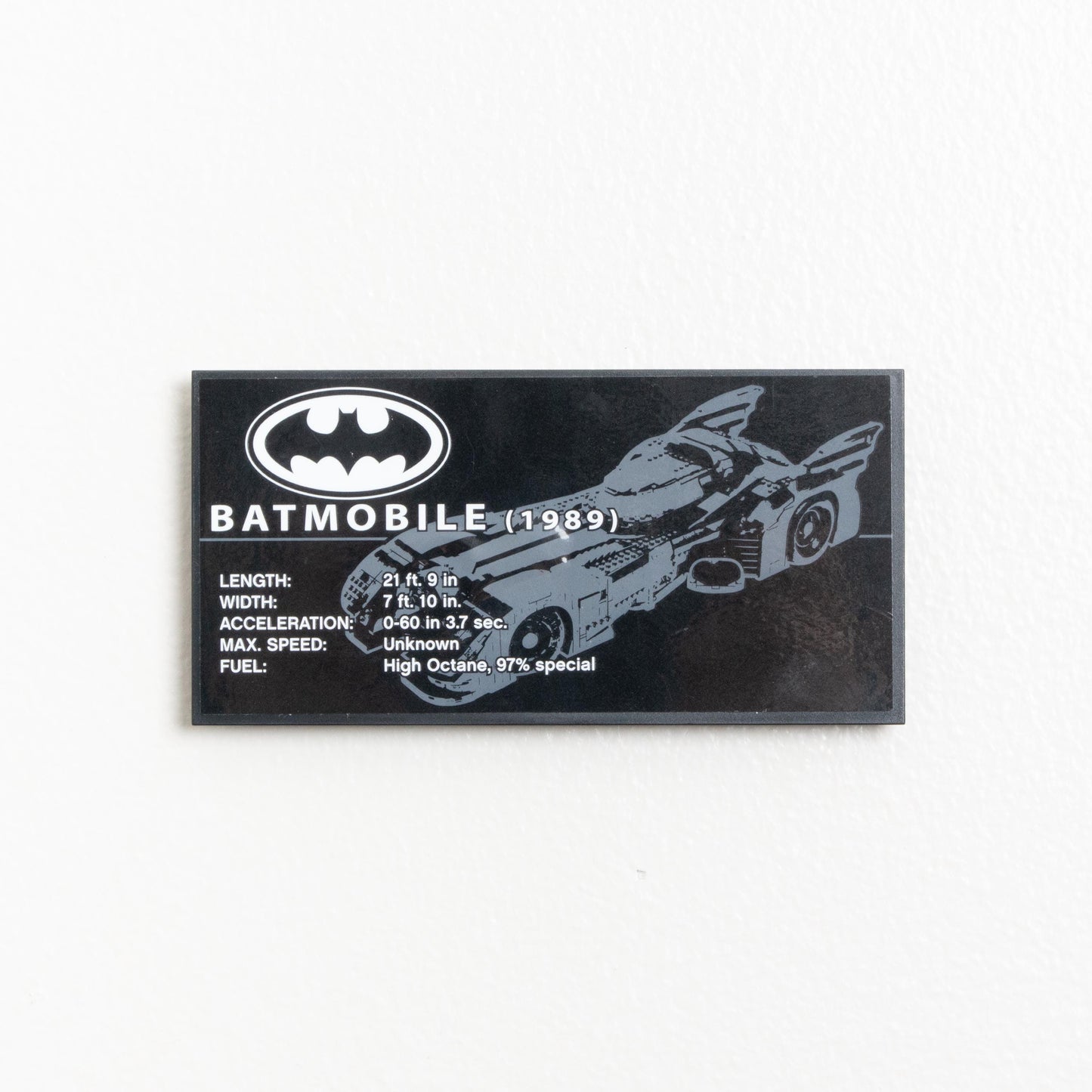 Vertical Wall Mount for LEGO 1989 Batmobile - 76139