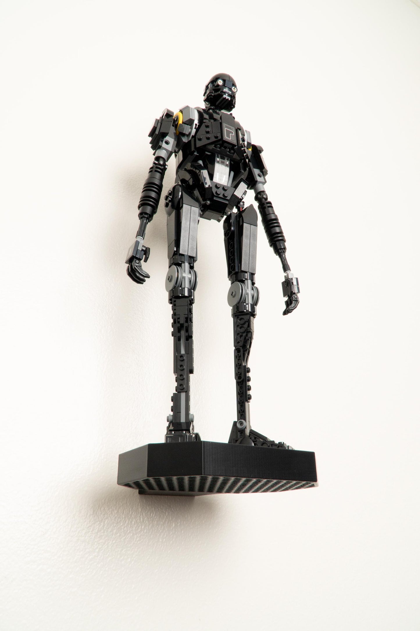 Wall Mount for LEGO K-2SO Security Droid (75434)