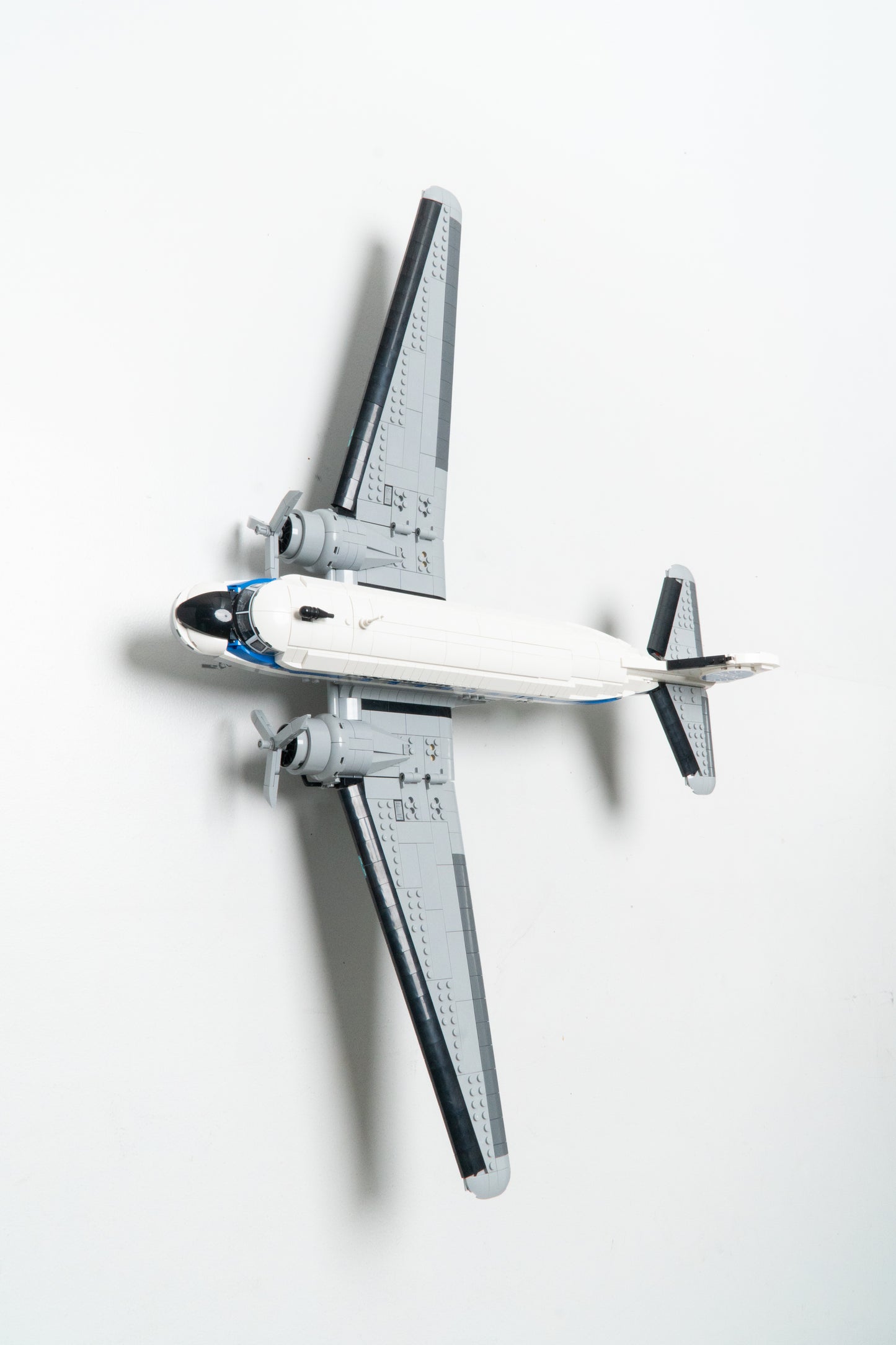 Vertical Wall Mount for LEGO Icons Douglas DC-3 Panam Airliner-11378