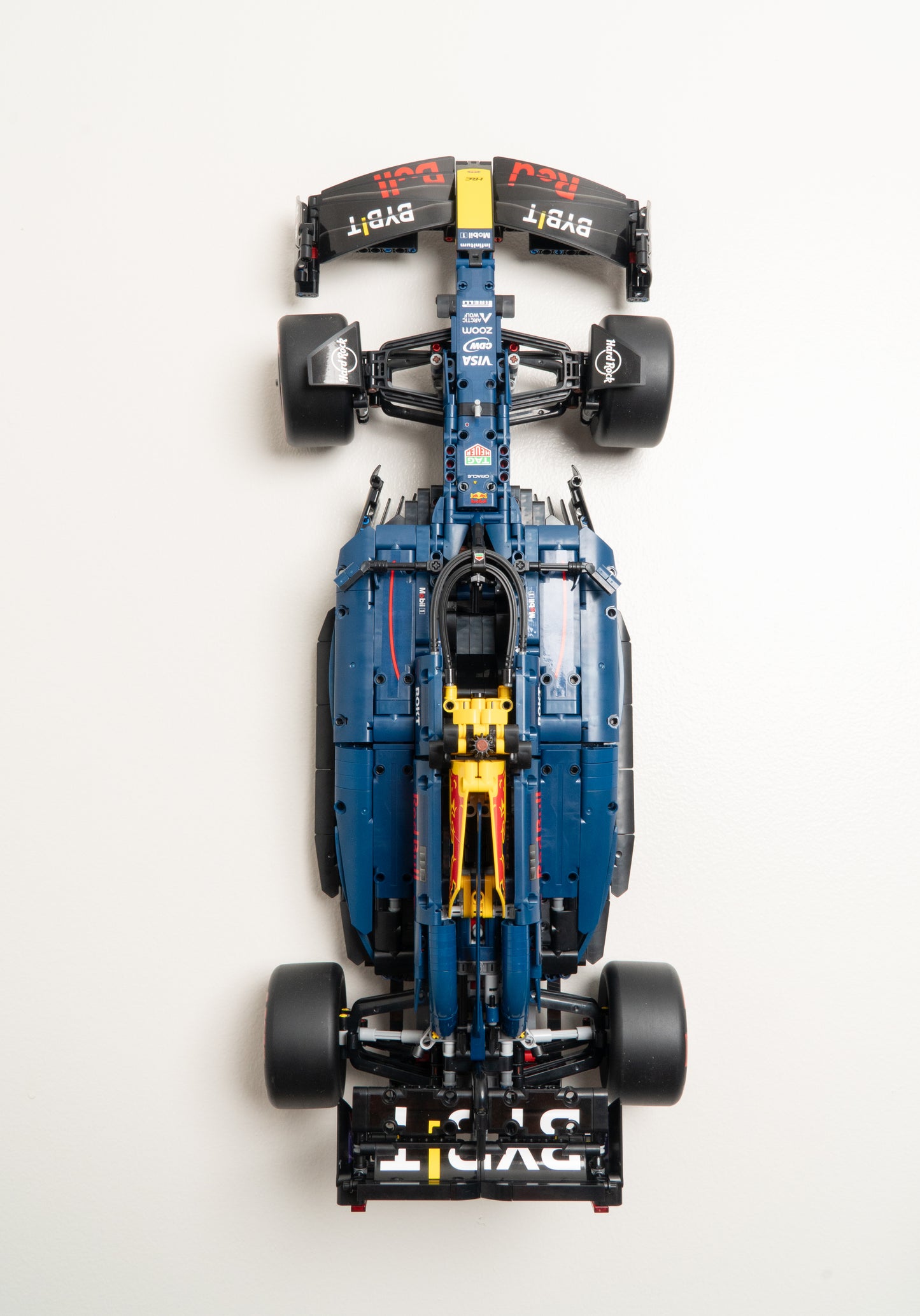 Vertical Wall Mount for LEGO Oracle Red Bull Racing RB20 F1 Car-42206