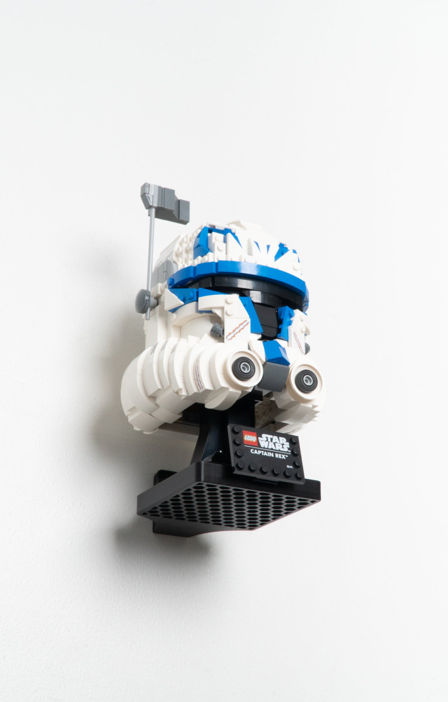 Wall Mounts for LEGO Star Wars Helmet Collection
