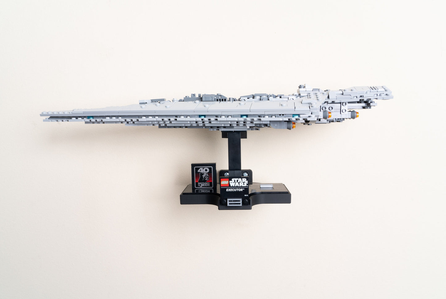 Wall Mount for LEGO Star Wars Ships