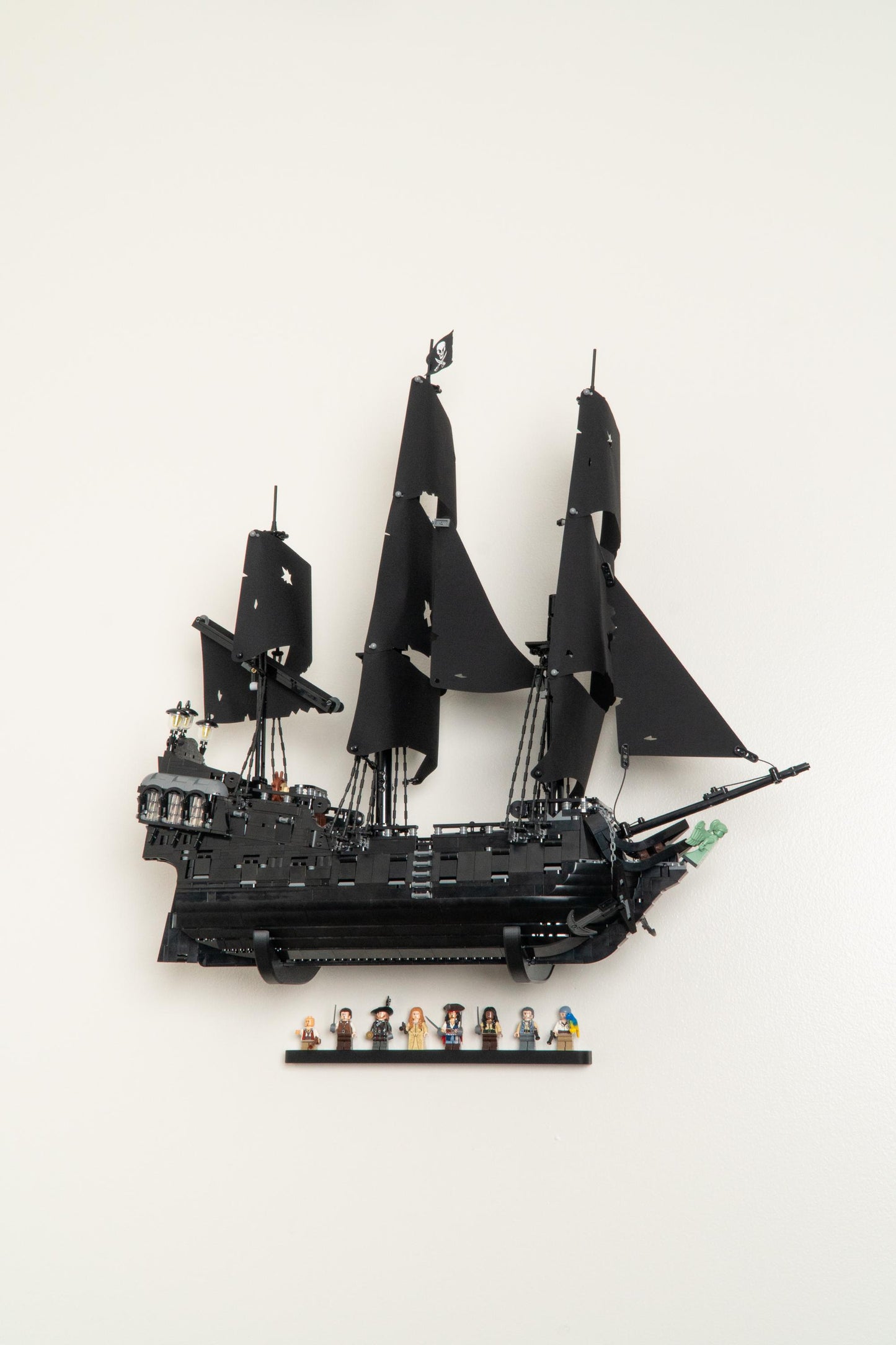 Wall Mount for LEGO Icons Captain Jack Sparrow's Pirate Ship (10365)