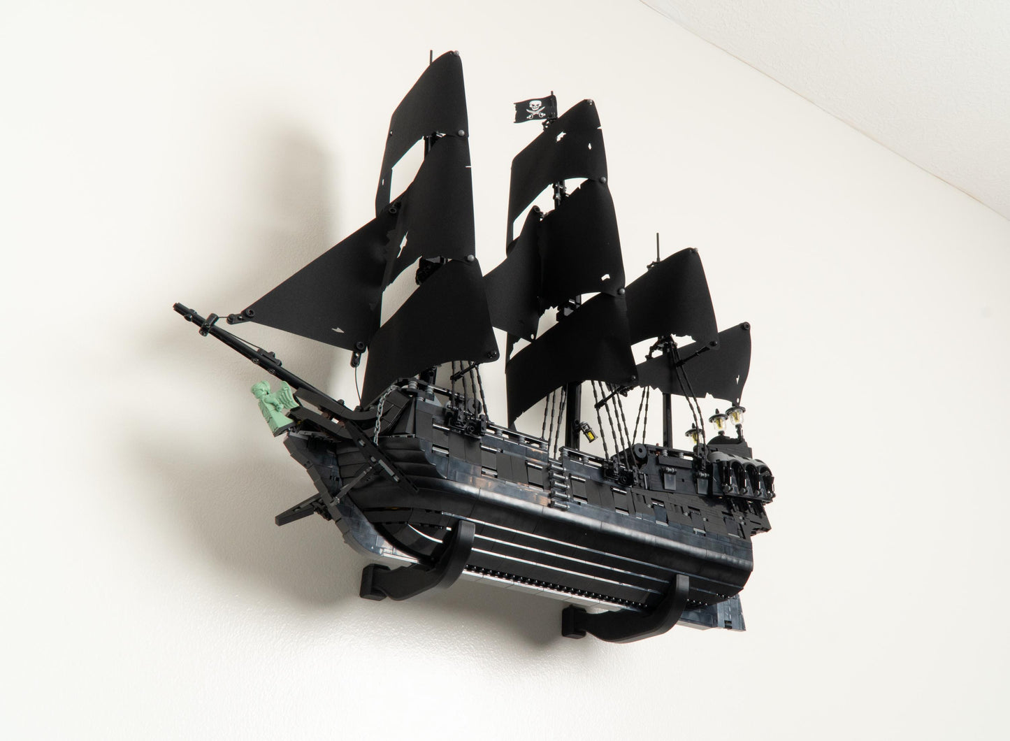 Wall Mount for LEGO Icons Captain Jack Sparrow's Pirate Ship (10365)
