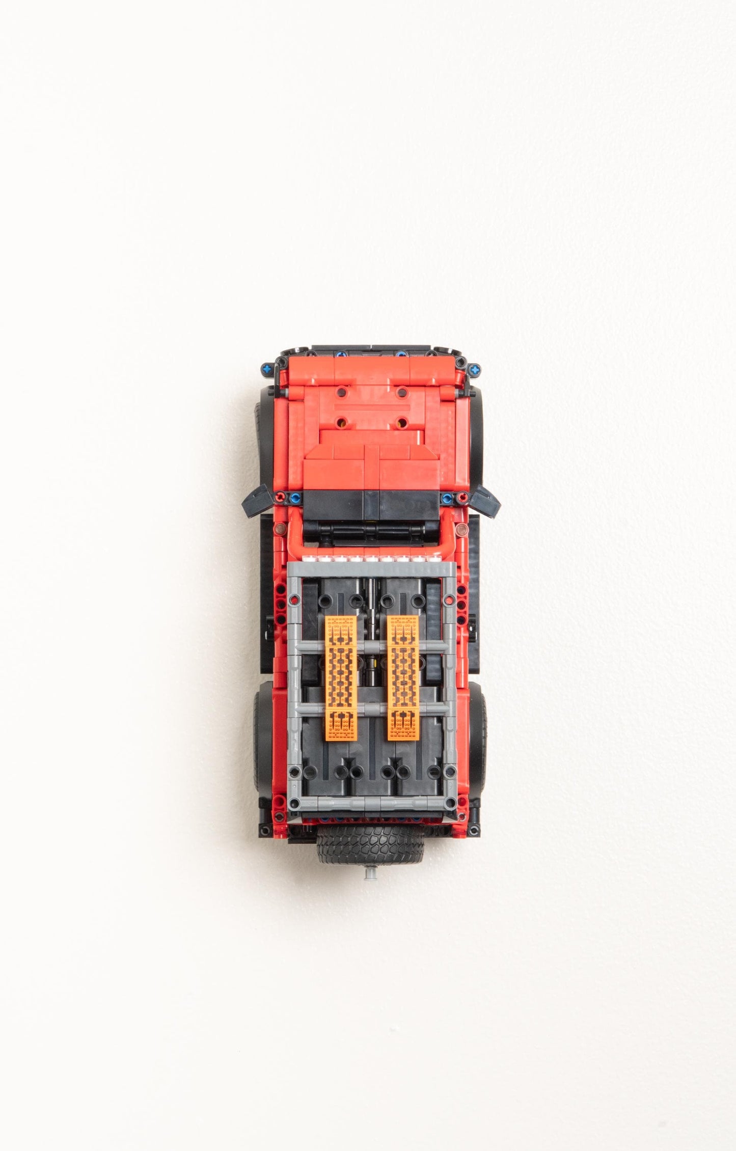 Vertical Wall Mount for LEGO Technic Ford Bronco® SUV-42213