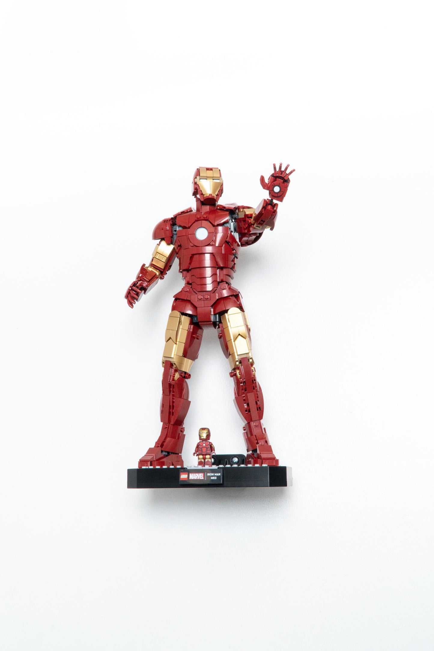 Wall Mount for LEGO Iron Man Mark 3 Collectors' Edition-76344