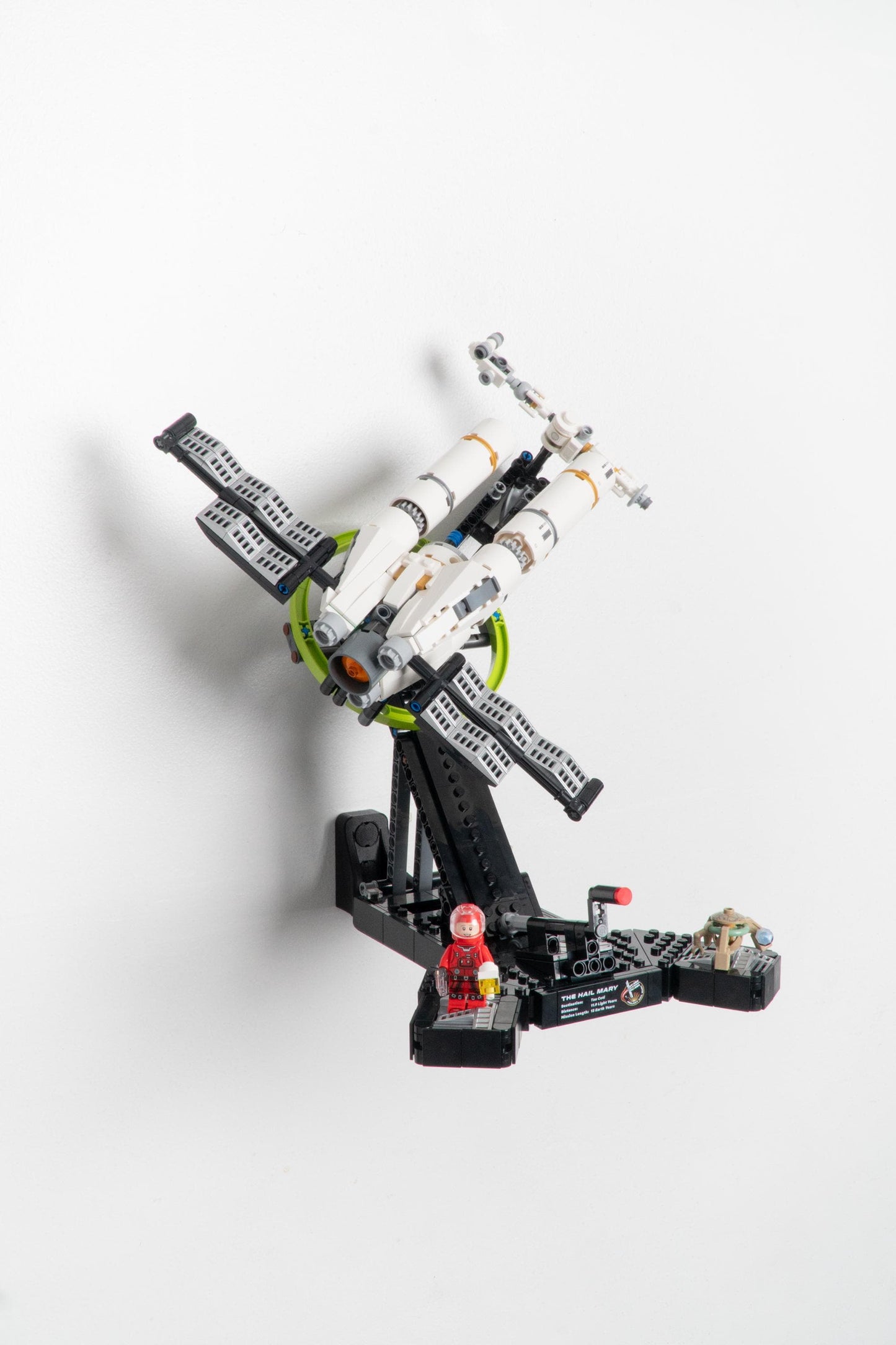 Wall Mount for LEGO Icons Project Hail Mary-11389