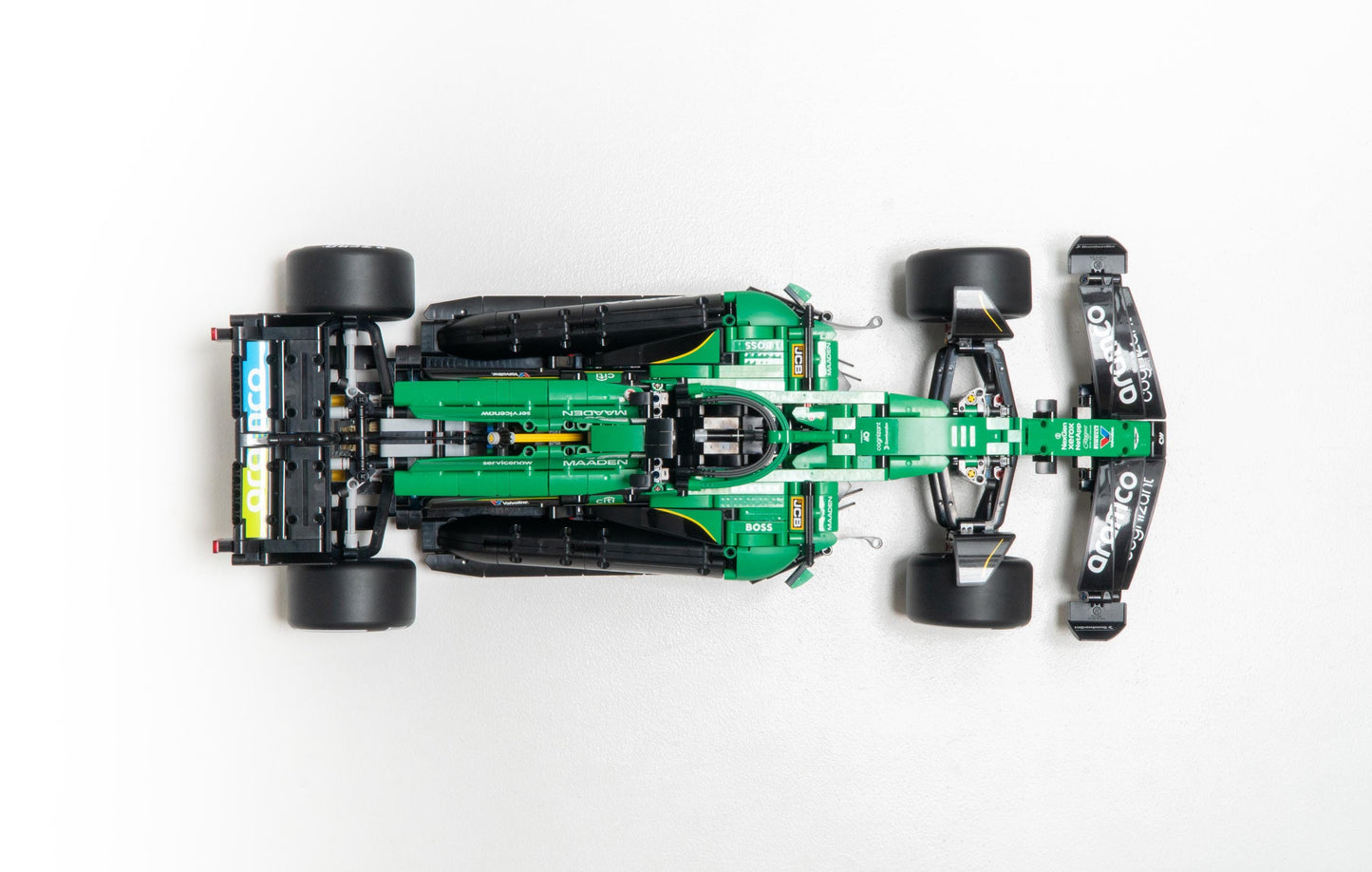 Horizontal Wall Mount for LEGO Technic Aston Martin Aramco AMR25 F1 Car-42240