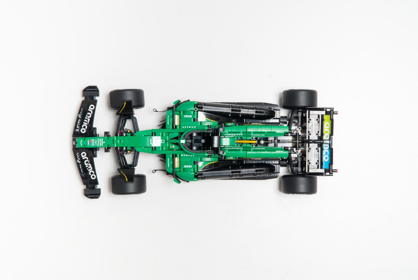 Horizontal Wall Mount for LEGO Technic Aston Martin Aramco AMR25 F1 Car-42240