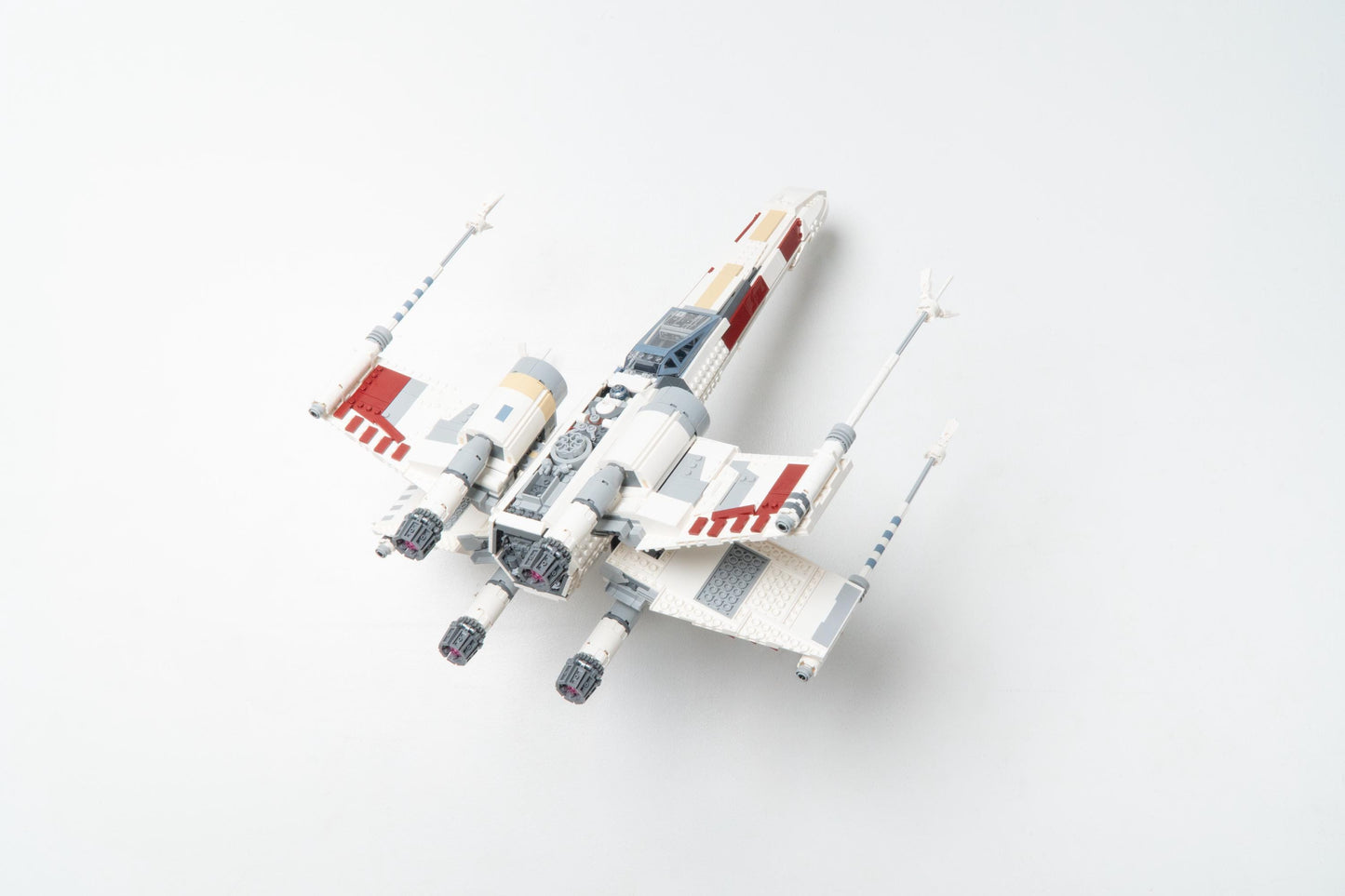Cobra Arm Wall Mount Compatible With LEGO Star Wars X-Wing Starfighter 75355