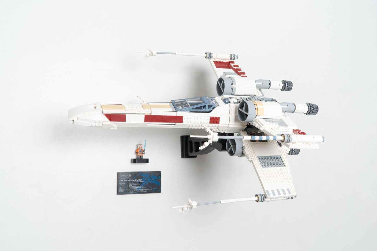 Cobra Arm Wall Mount Compatible With LEGO Star Wars X-Wing Starfighter 75355