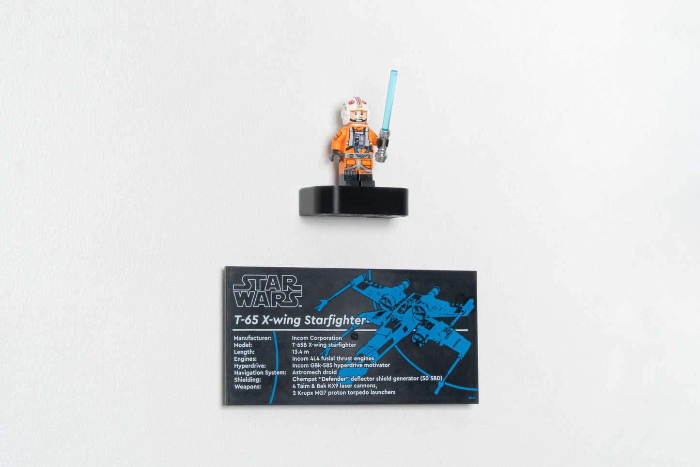 Cobra Arm Wall Mount Compatible With LEGO Star Wars X-Wing Starfighter 75355