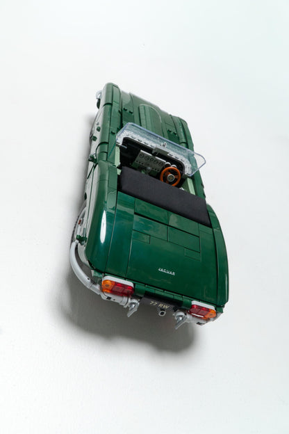 Vertical Wall Mount for Lego Icons Jaguar E-Type-11381